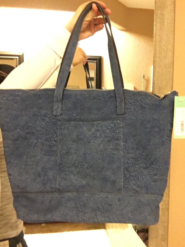 Street Level Textured Tote