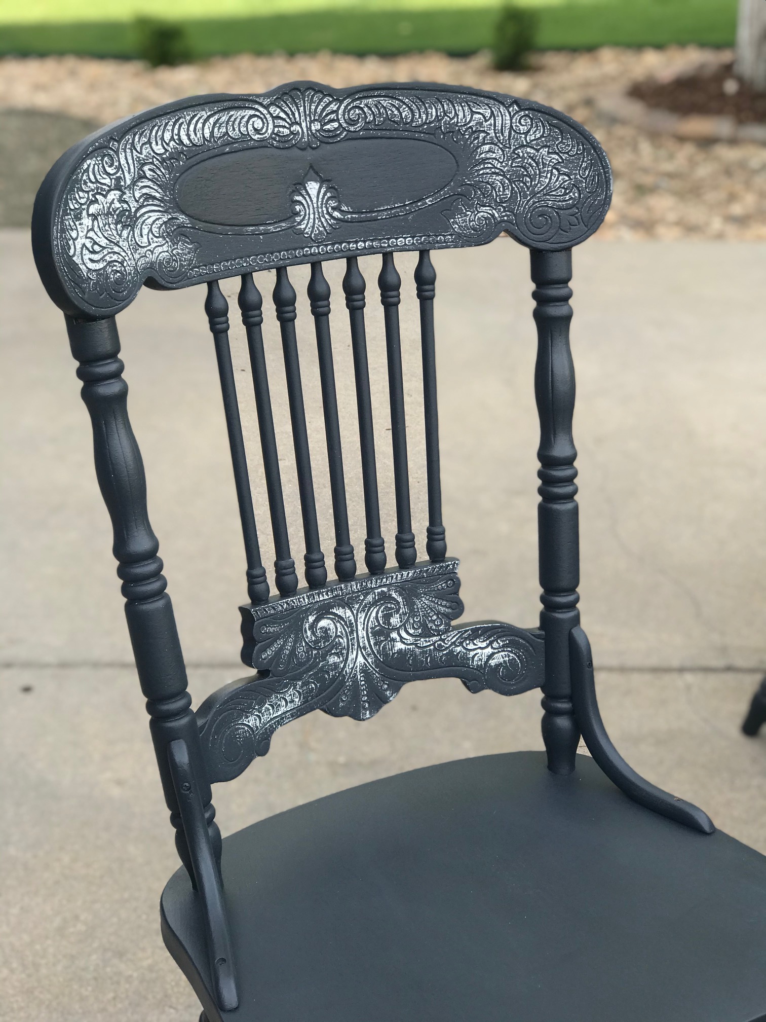 pressed back chair chalk board black and white makeover